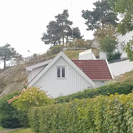 Lys Og Lettstelt Leilighet Med Utsikt Over Byen * サンネフヨル
