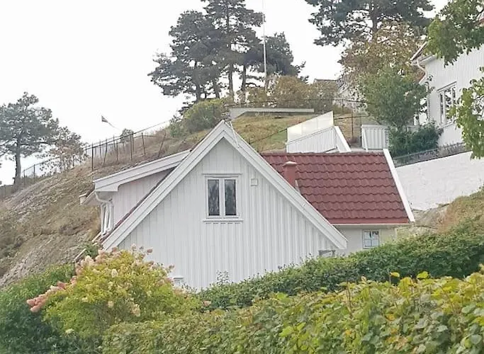 Lys Og Lettstelt Leilighet Med Utsikt Over Byen * 桑讷菲尤尔